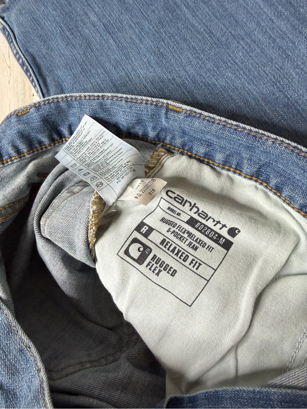 Carhartt Men’s Medium Blue Relaxed Fit Jeans - Picture 5 of 6